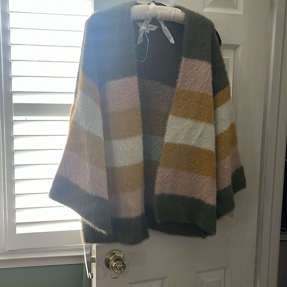 Small open cardigan - Picture 1 of 1